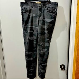 Democracy camo camouflage Ab Solution grey gray high waist rise denim ankle 12